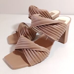 Dolce Vita Pilton Heels square Toe in Cafe Size W9